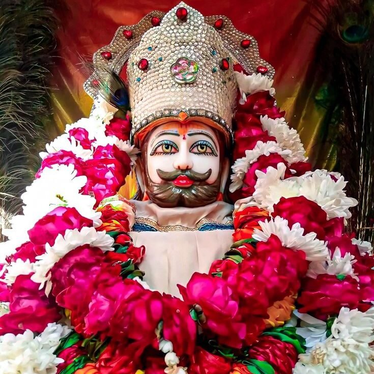 Shri Khaatu Shyam Aarti Lyrics: श्री खाटू श्याम जी की आरती - ॐ जय श्री श्याम हरे... | Festivalhindu.com